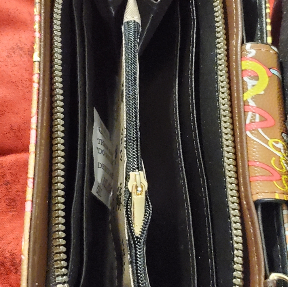 Crossbody Purse - Wallet with detachable strap by Alba - Picture 9 of 13